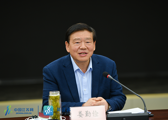 娄勤俭就全面推进乡村振兴进行专题调研:抓紧抓实"三农"工作