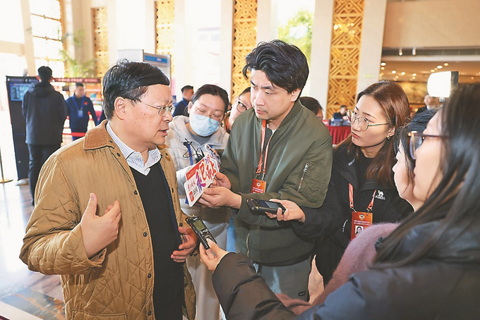 f8c8444f-8bdf-417d-bde7-b5dc7decab44.jpg